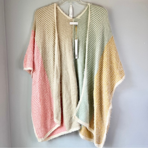 House of Harlow 1960 Knit Feathered Kimono Poncho - Picture 1 of 6